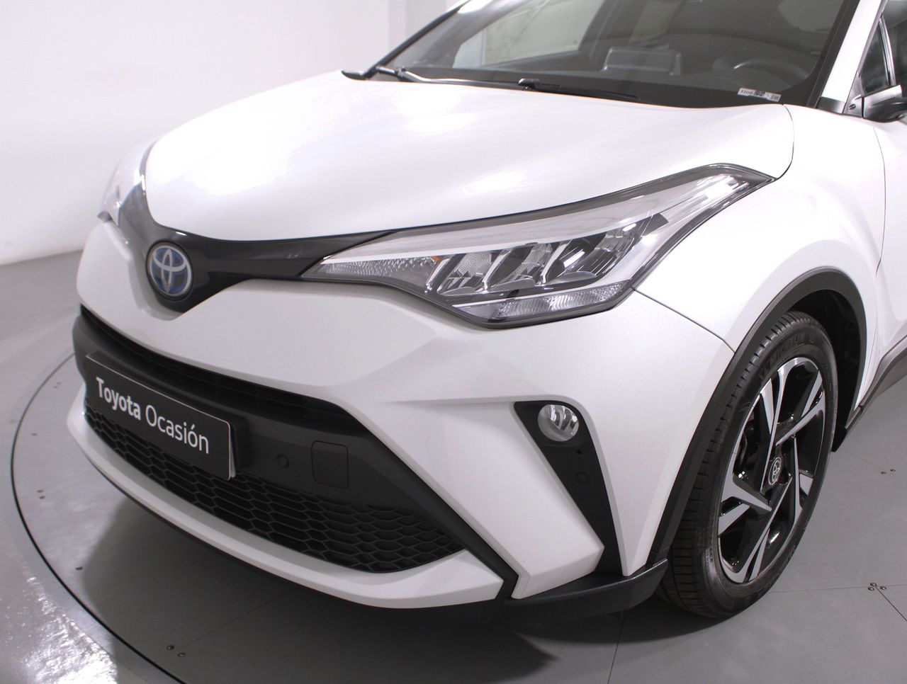 Foto Toyota C-HR 29