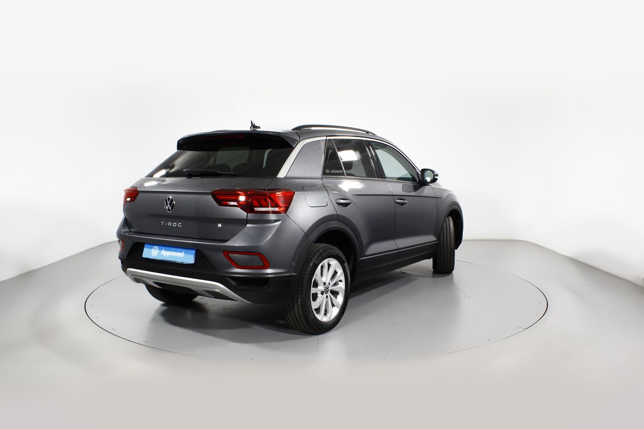 Foto Volkswagen T-Roc 25