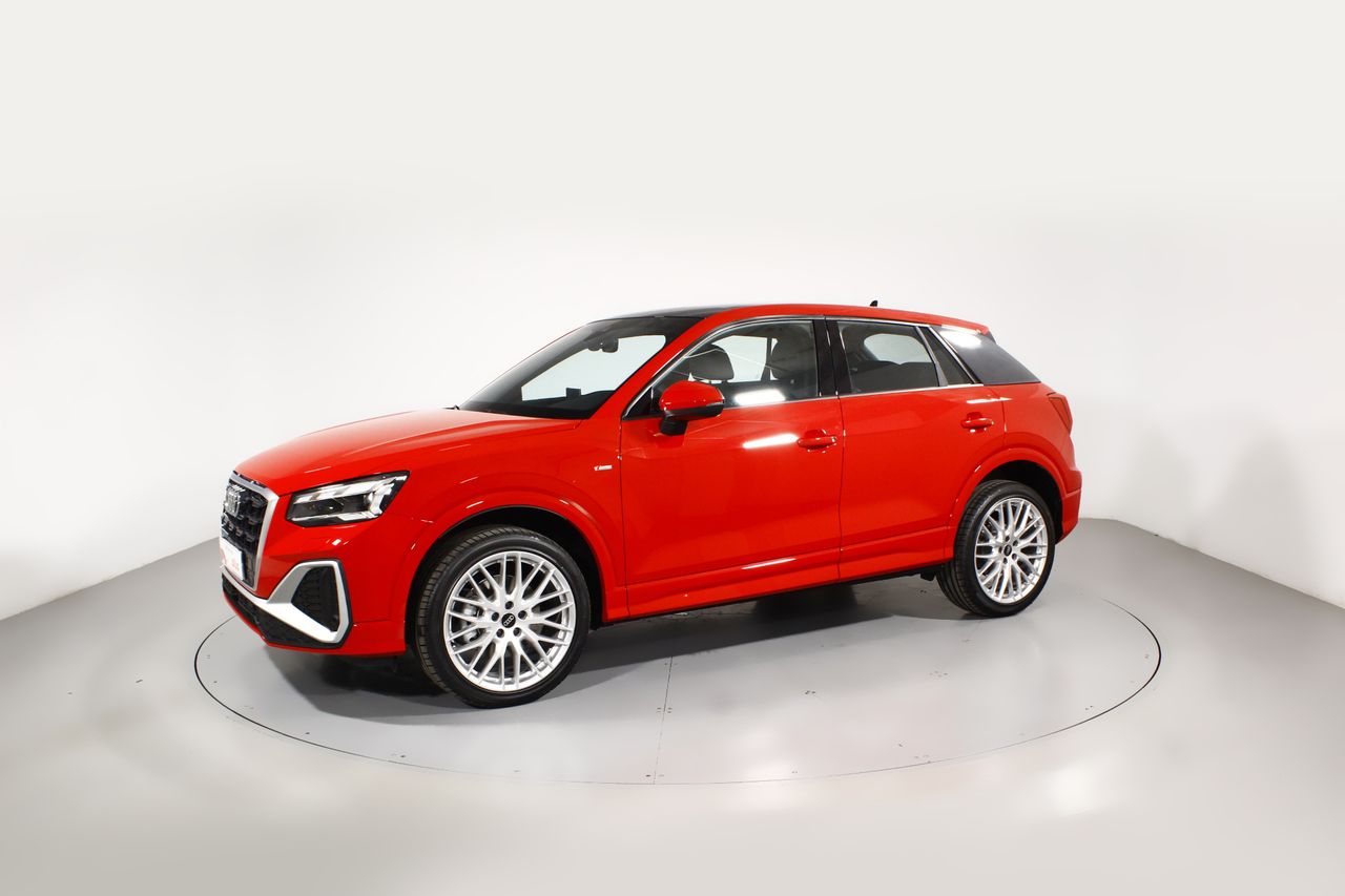 Foto Audi Q2 10