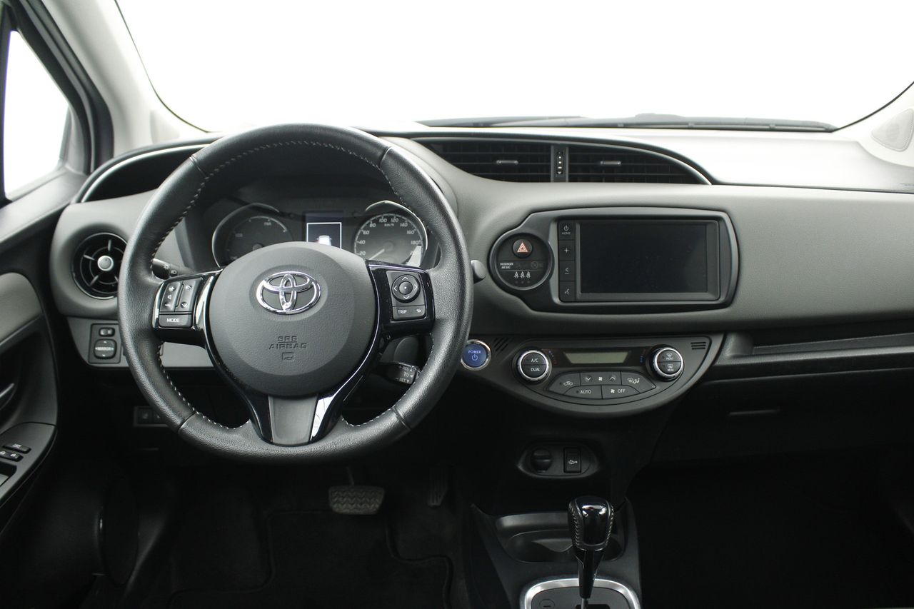 Foto Toyota Yaris 6