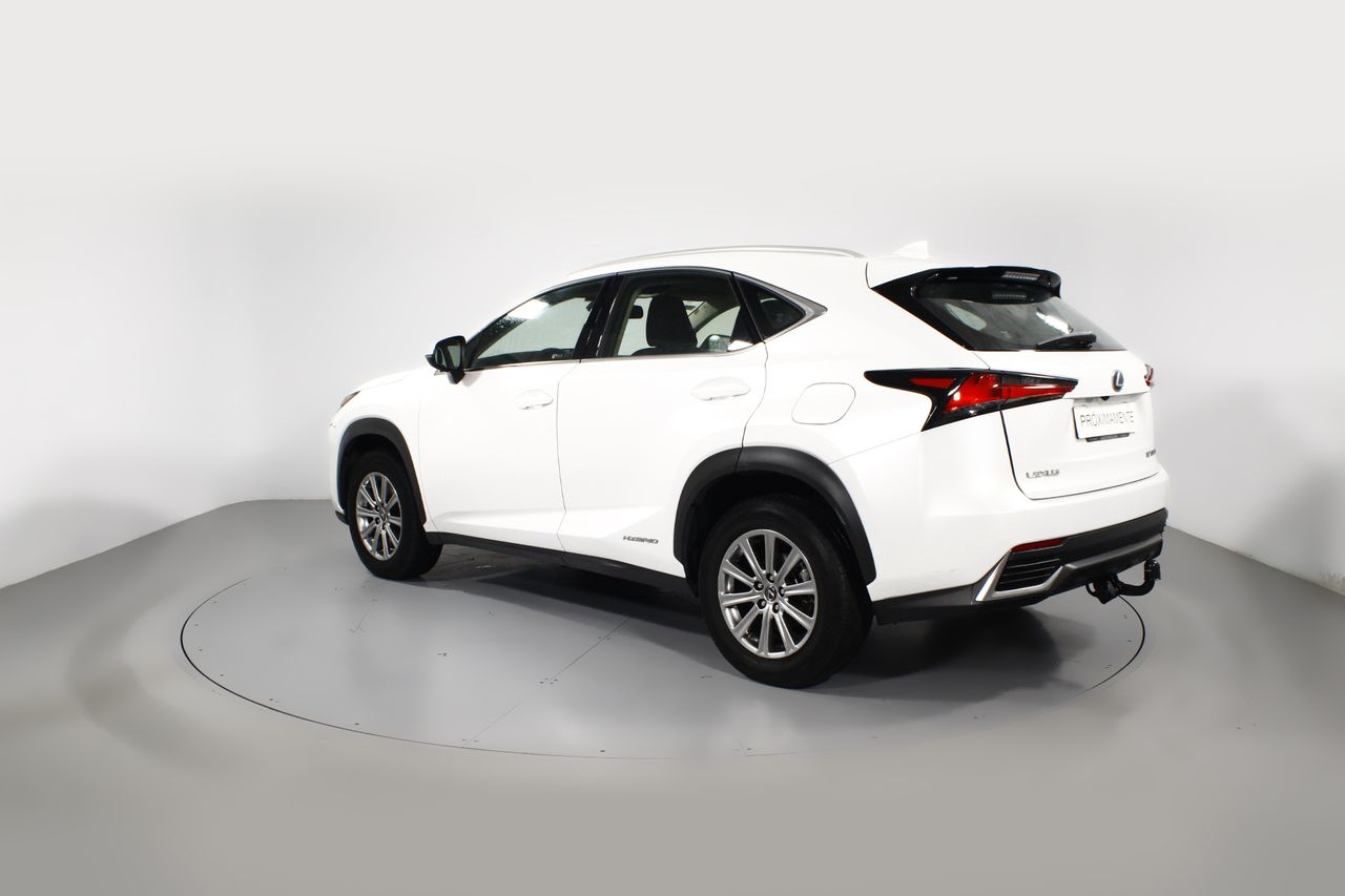 Foto Lexus NX 9