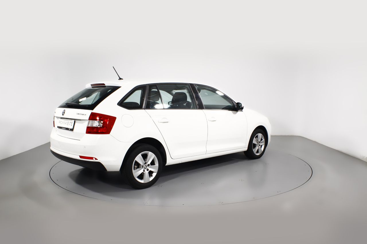 Foto Skoda Rapid 3