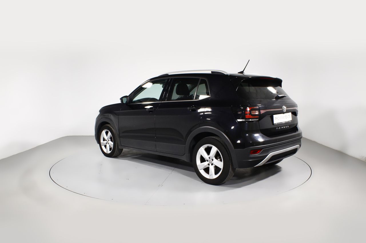 Foto Volkswagen T-Cross 9