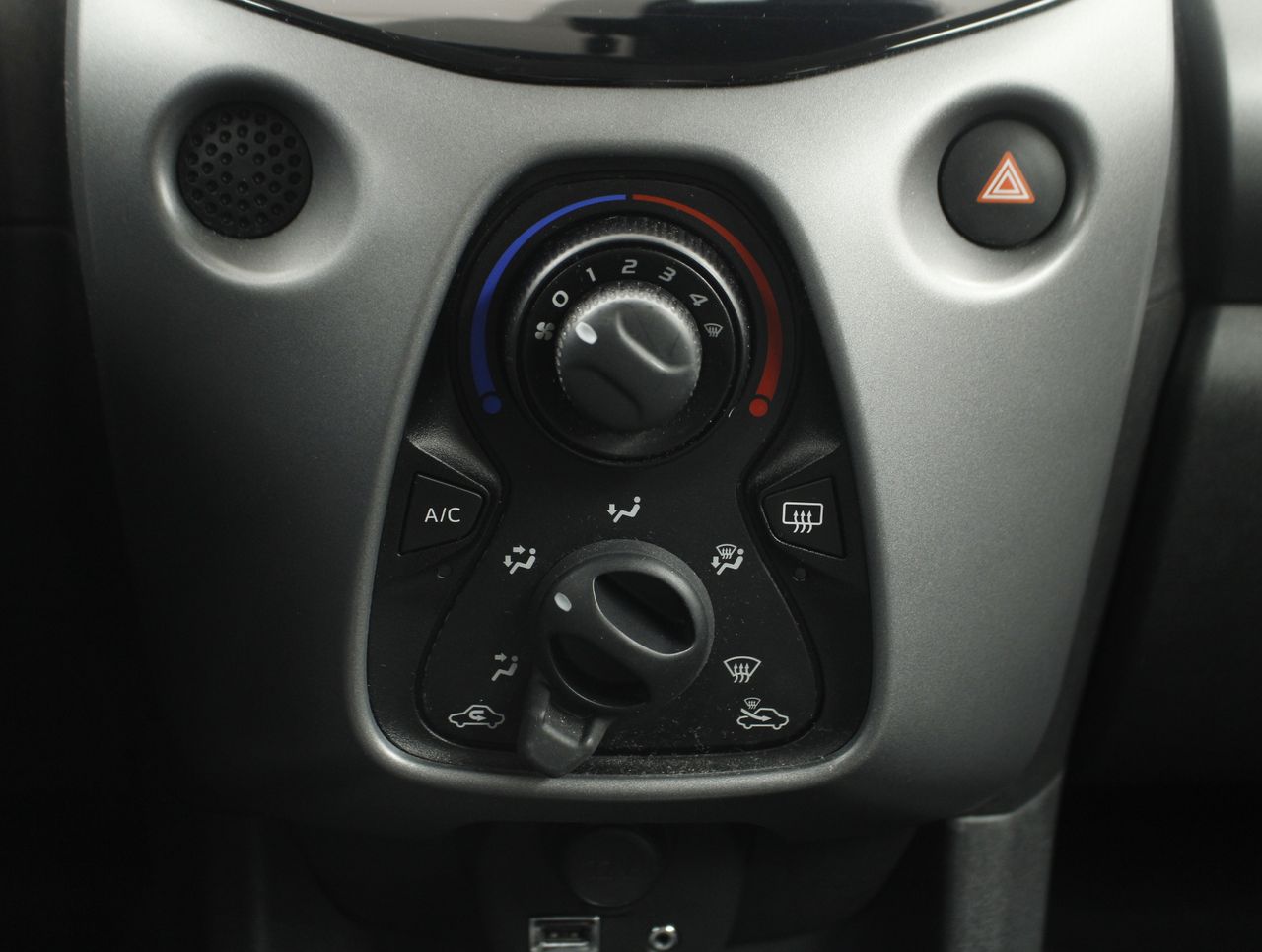 Foto Toyota Aygo 11