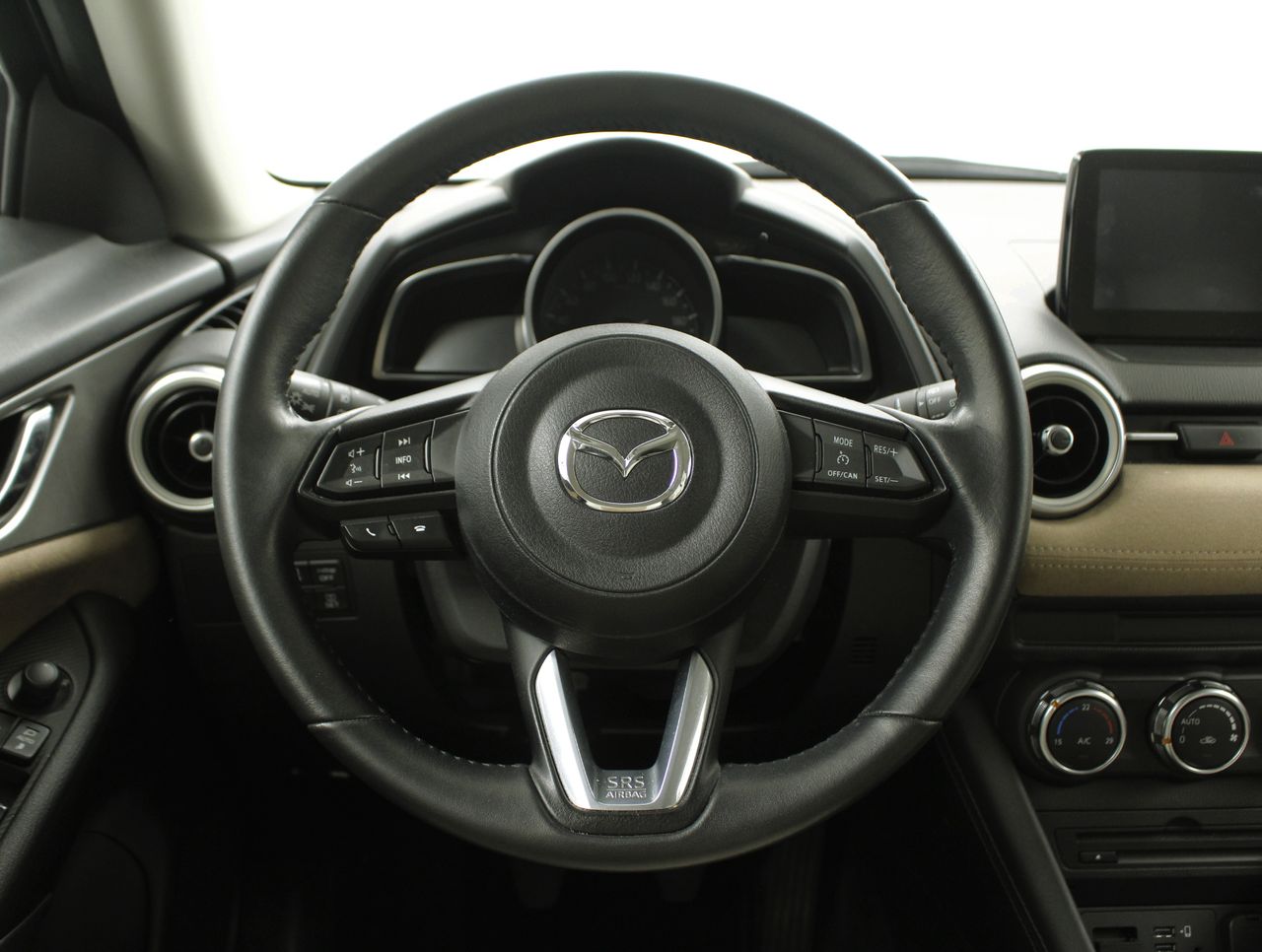 Foto Mazda CX-3 13