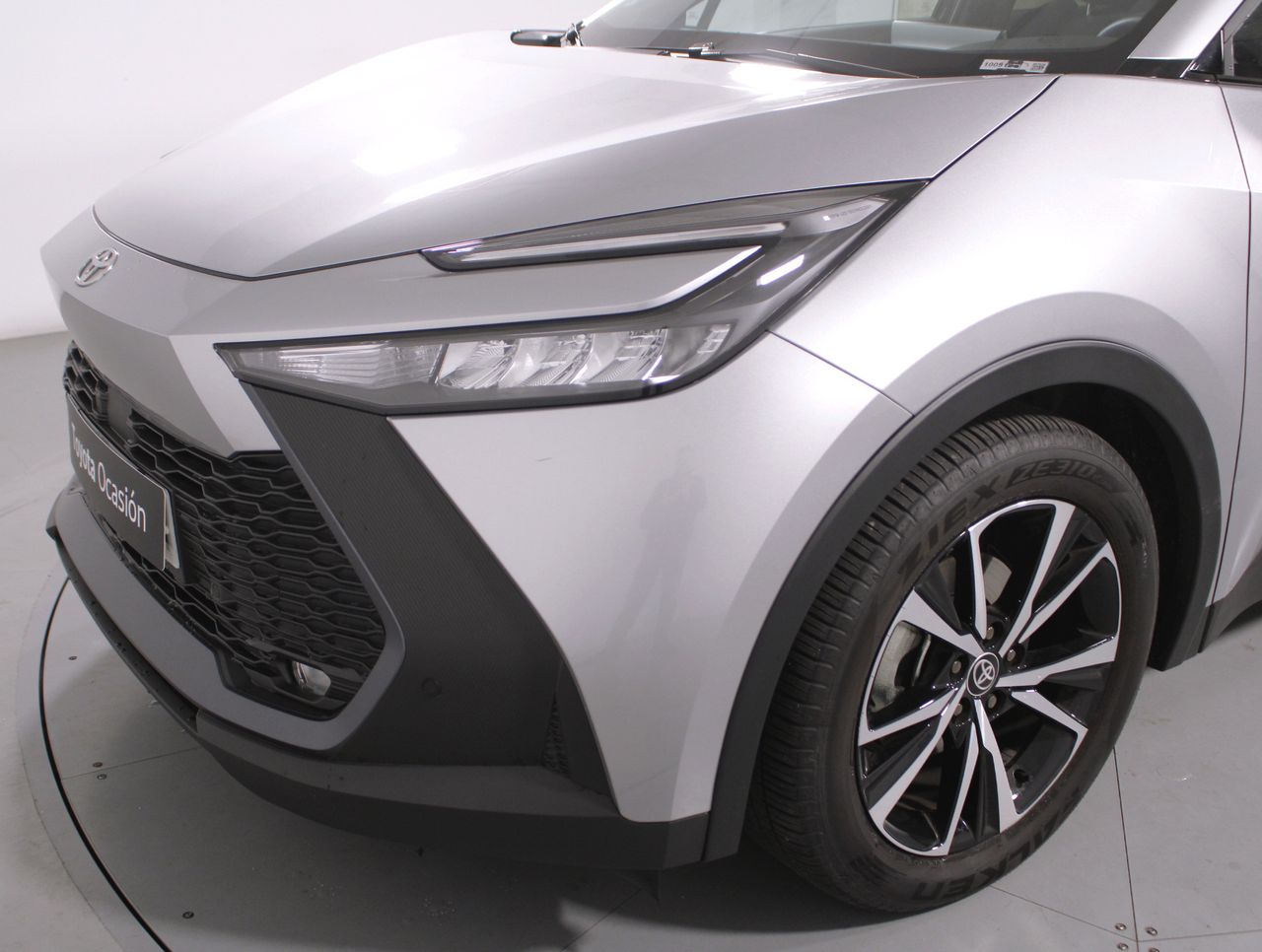 Foto Toyota C-HR 29