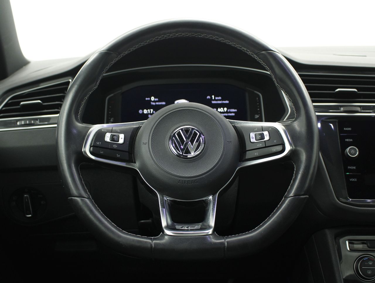 Foto Volkswagen Tiguan 13