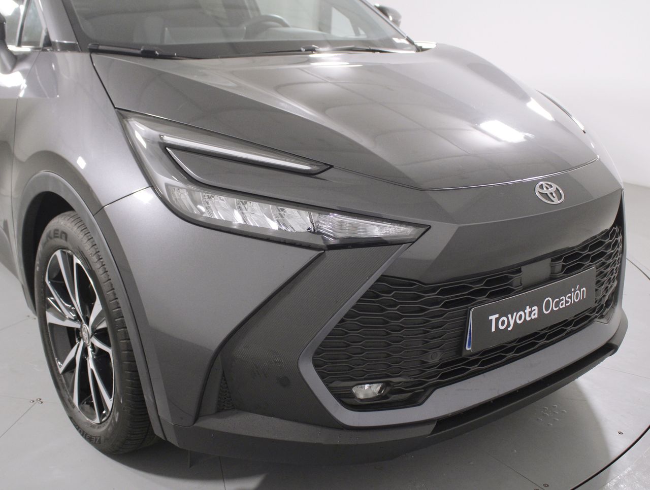 Foto Toyota C-HR 16