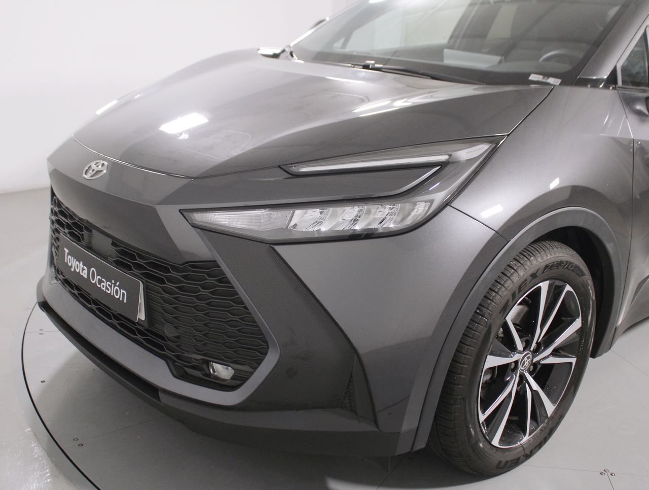 Foto Toyota C-HR 29