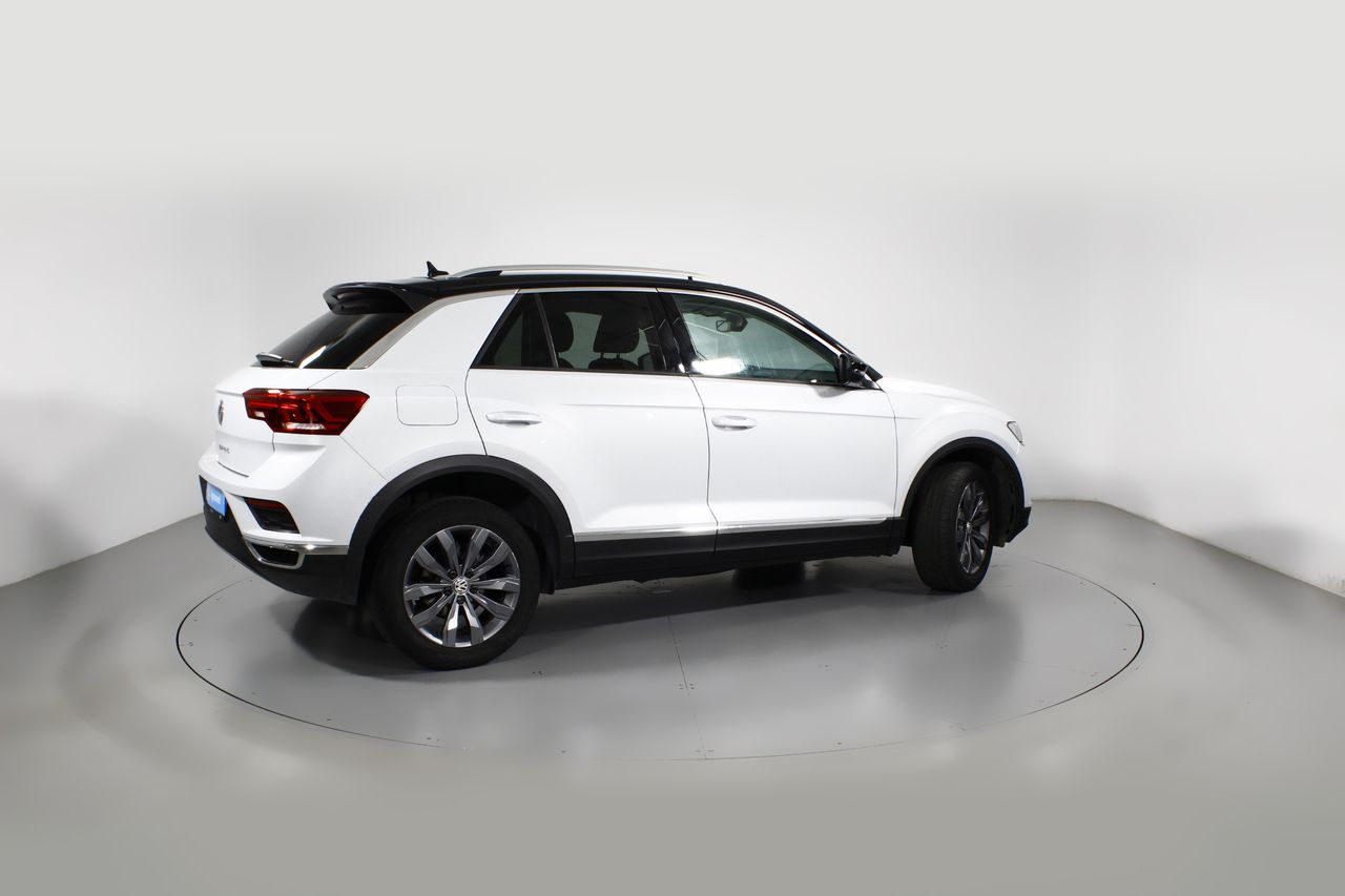 Foto Volkswagen T-Roc 24