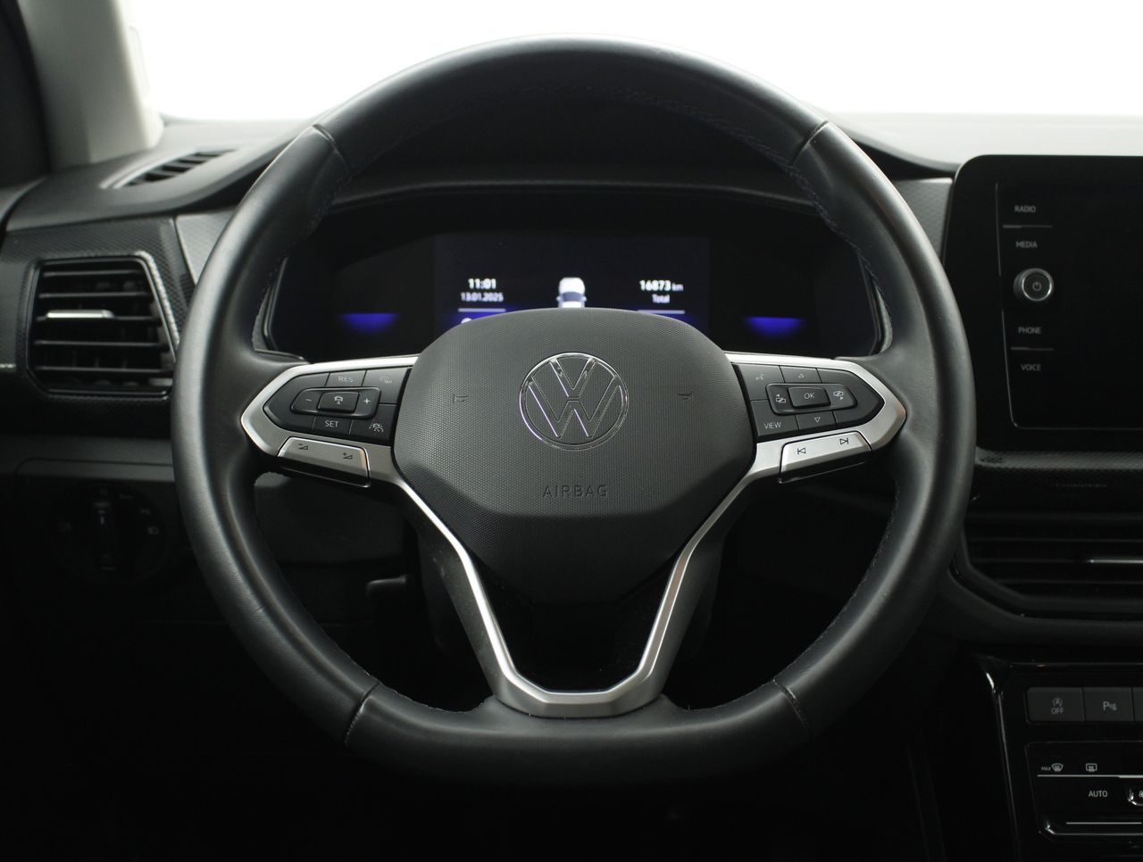 Foto Volkswagen T-Cross 13