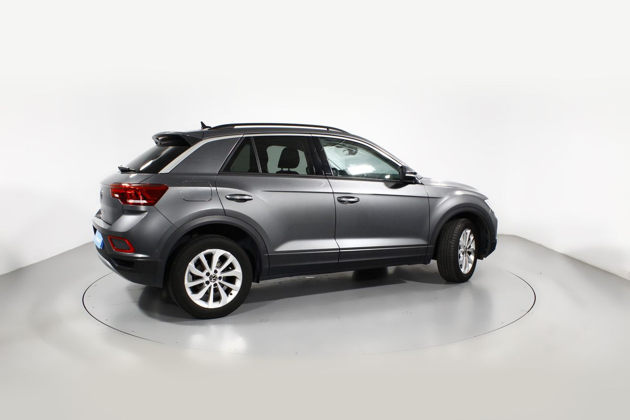 Foto Volkswagen T-Roc 24