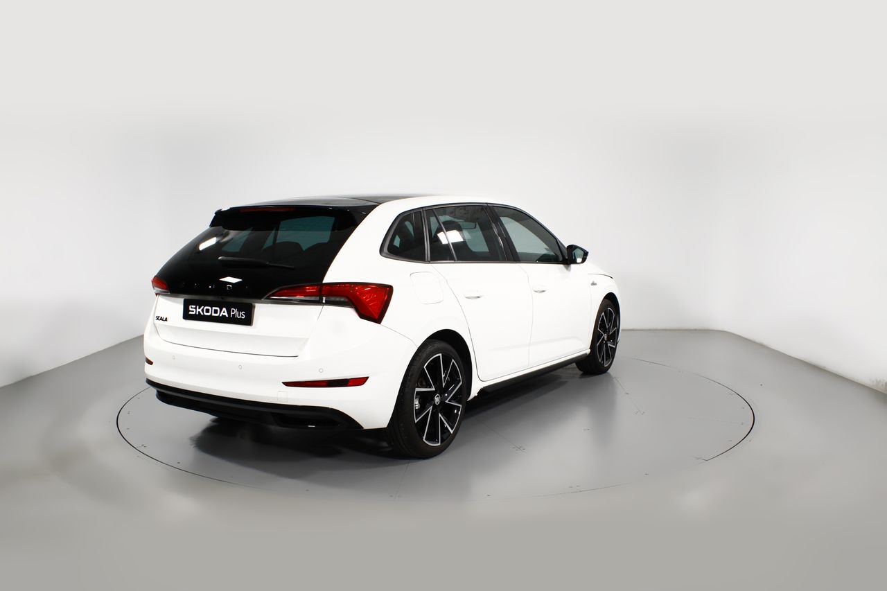 Foto Skoda Scala 25