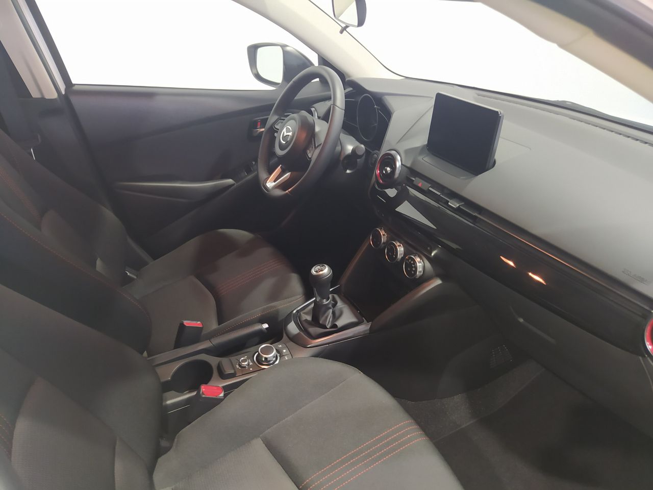 Foto Mazda Mazda2 5