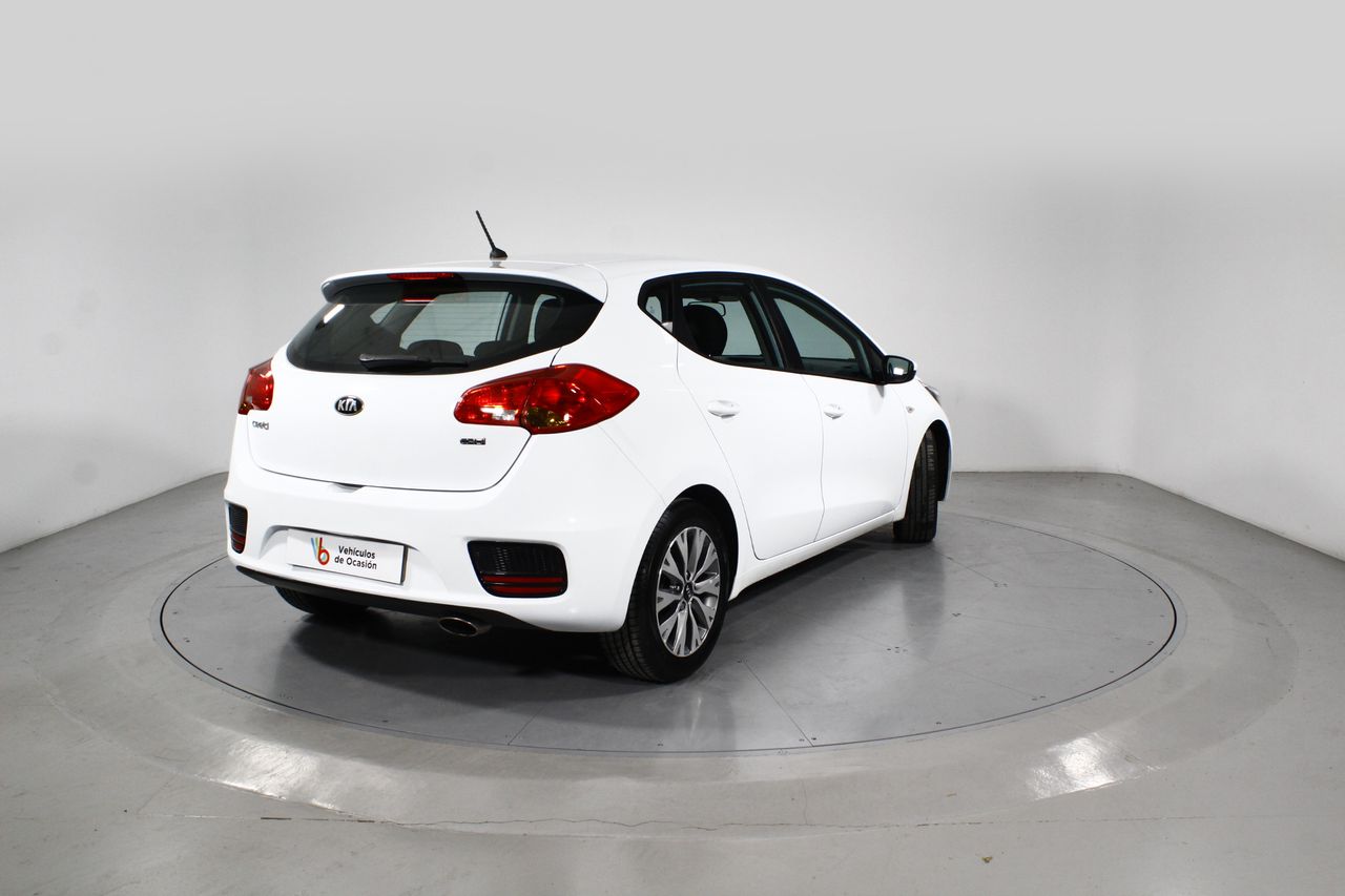 Foto Kia Ceed 27