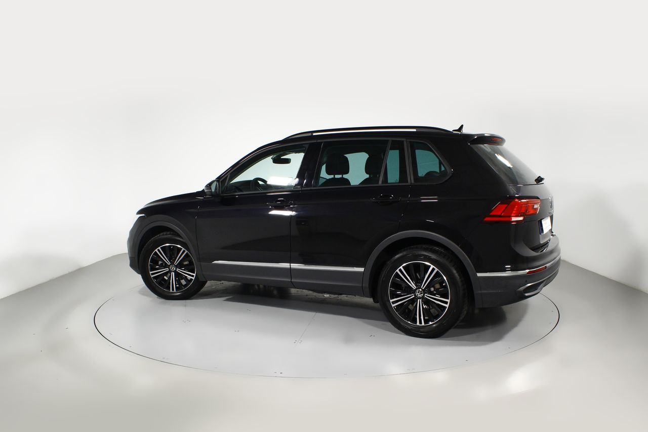 Foto Volkswagen Tiguan 12