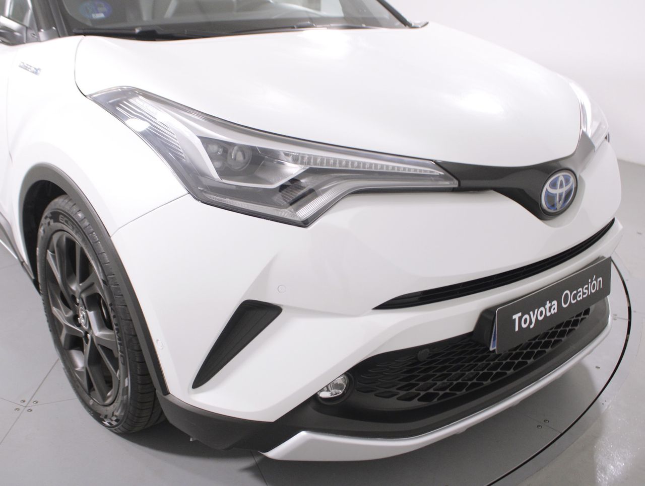 Foto Toyota C-HR 16