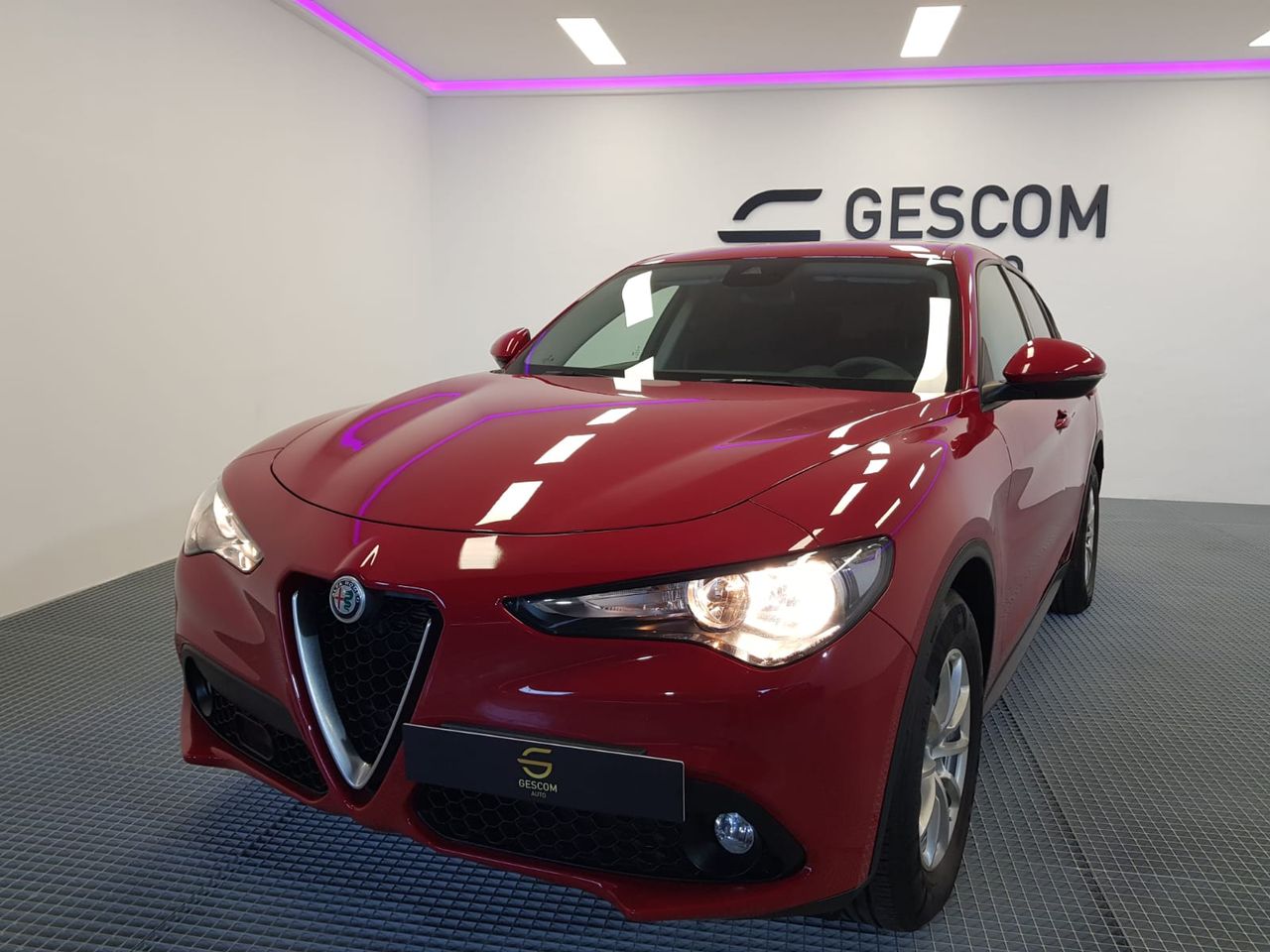 Foto Alfa Romeo Stelvio 1