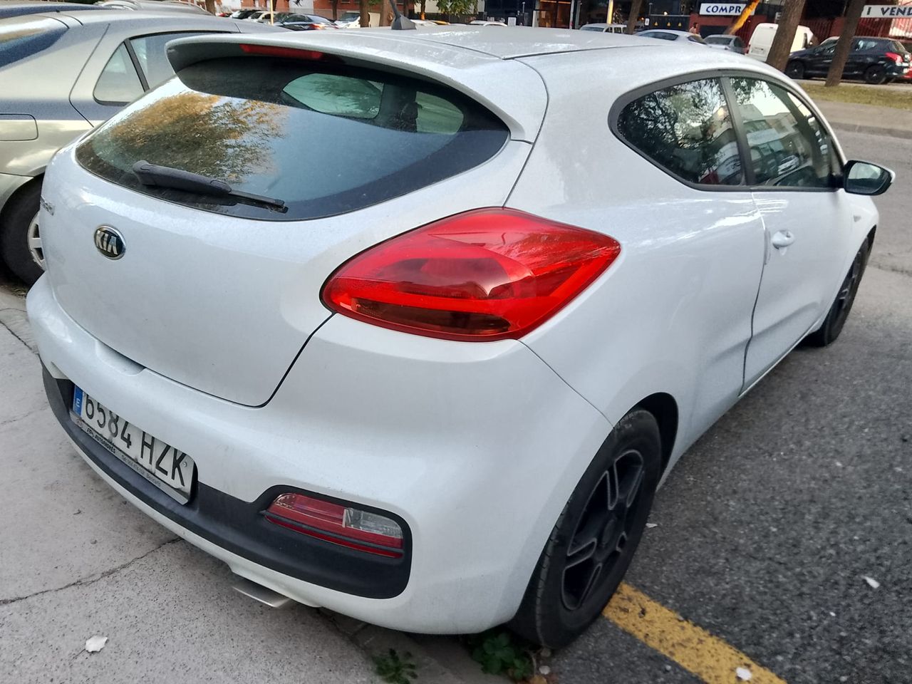 Foto Kia Ceed 4