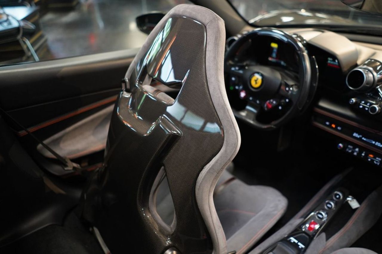 Foto Ferrari F8 16