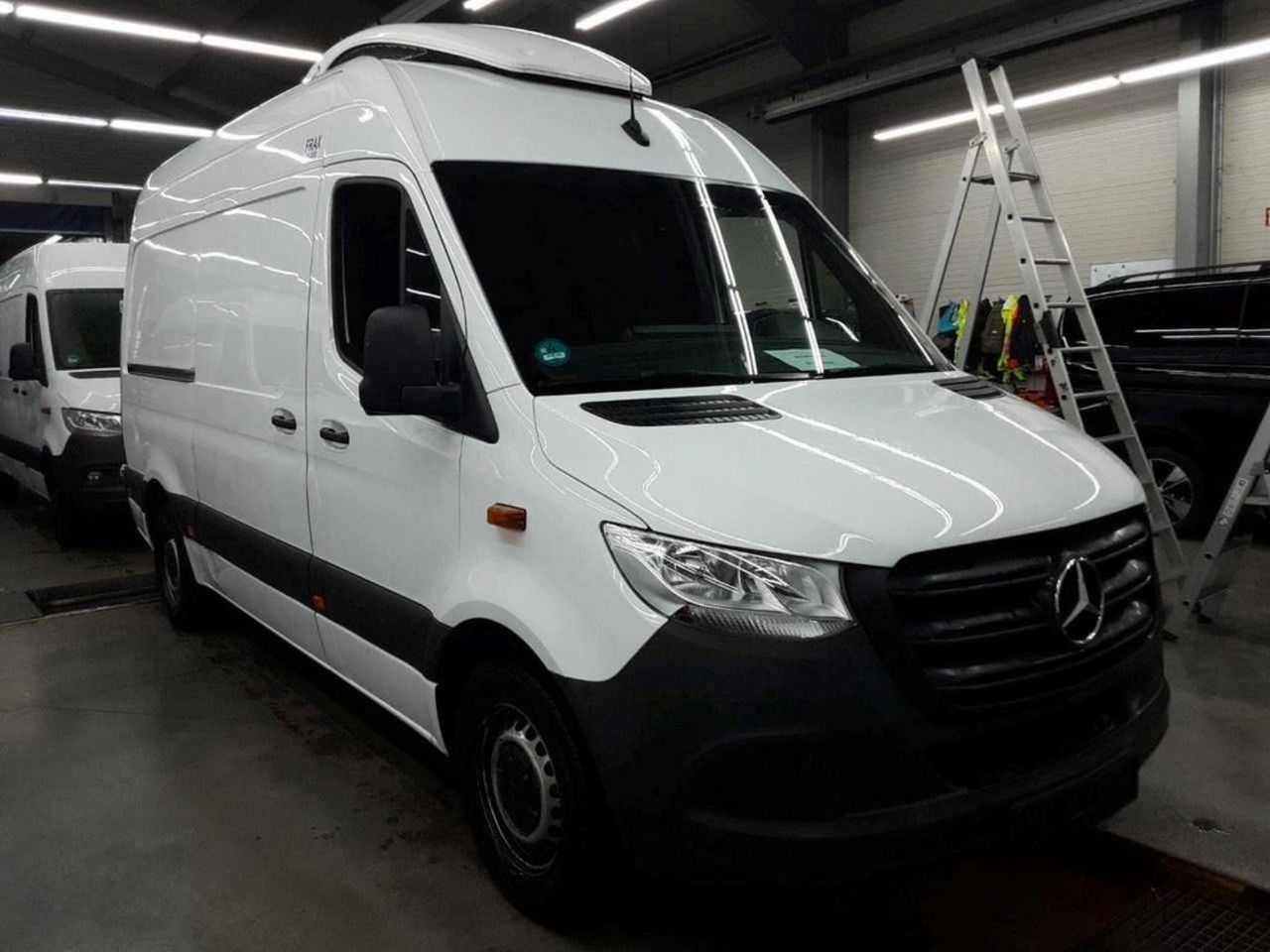 Foto Mercedes-Benz Sprinter 2