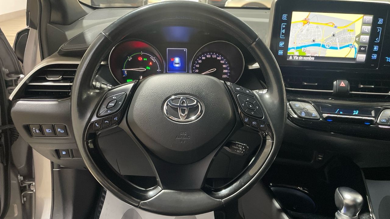 Foto Toyota C-HR 20