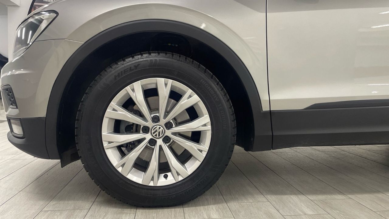 Foto Volkswagen Tiguan 15