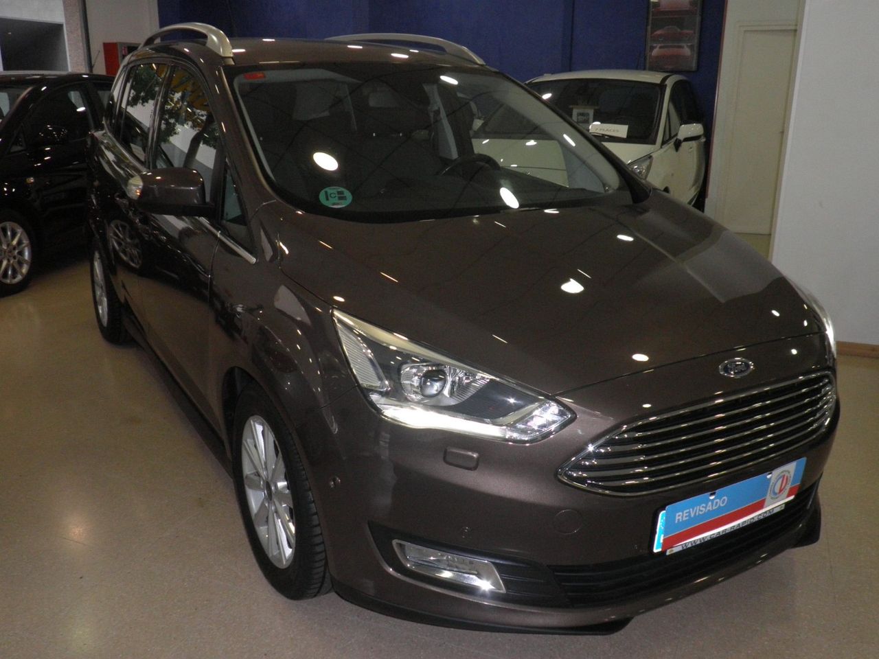 Foto Ford Grand C-MAX 15