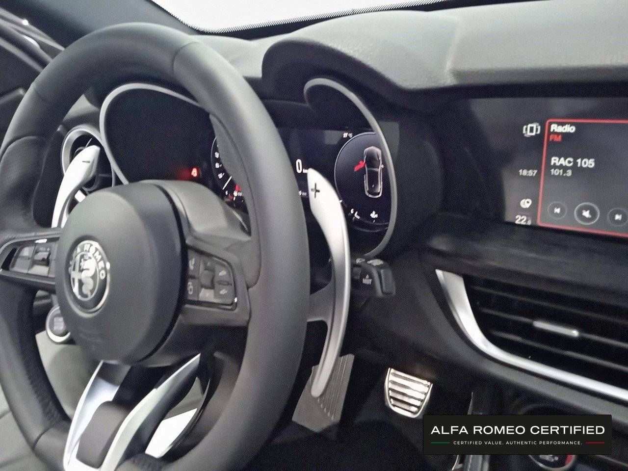 Foto Alfa Romeo Stelvio 16