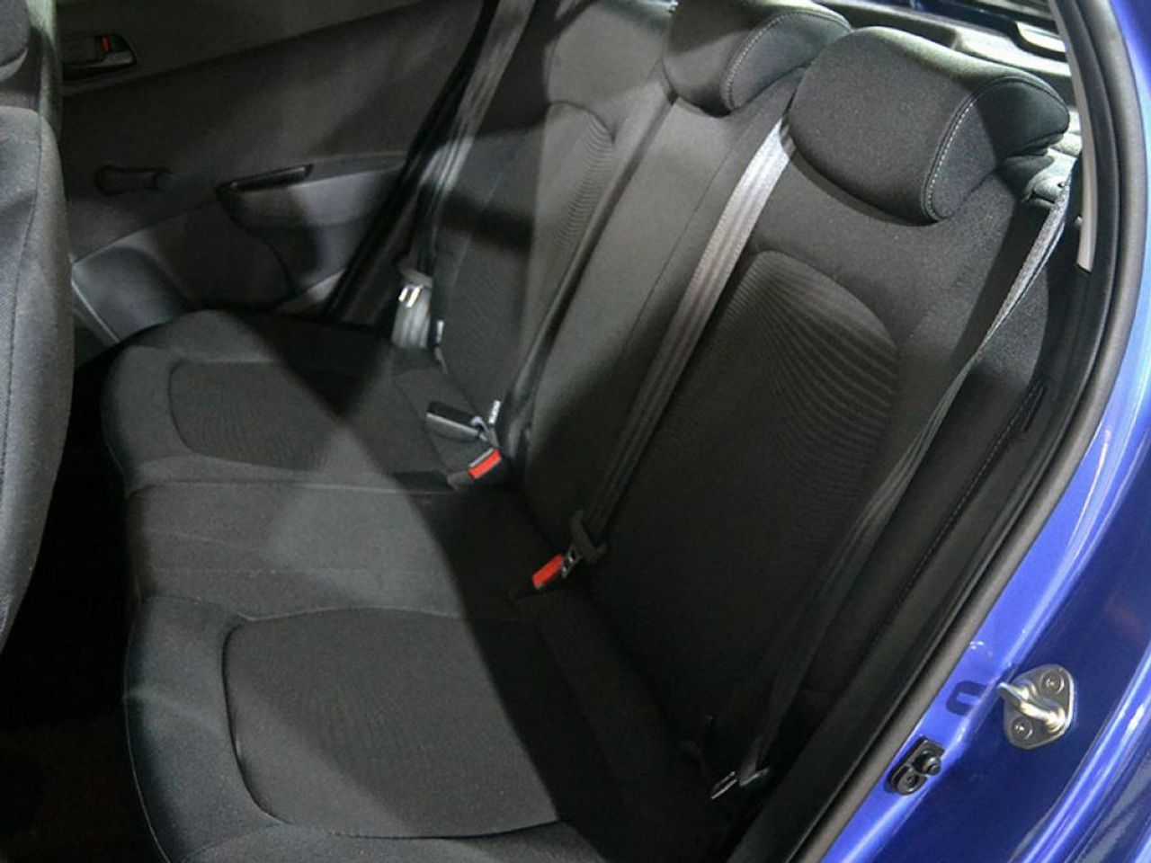 Foto Hyundai i10 12