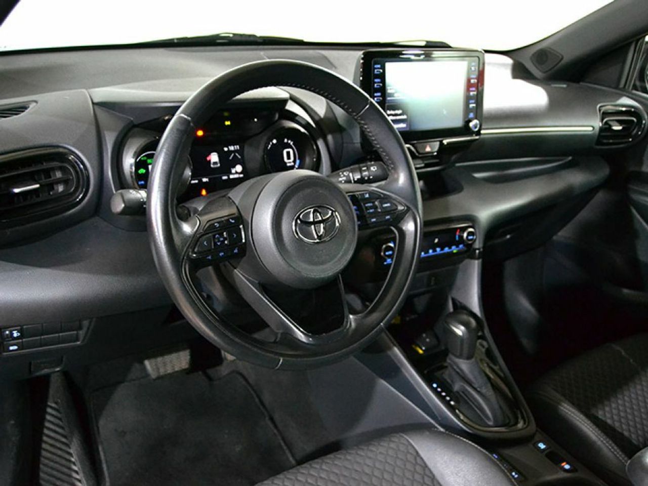 Foto Toyota Yaris 11