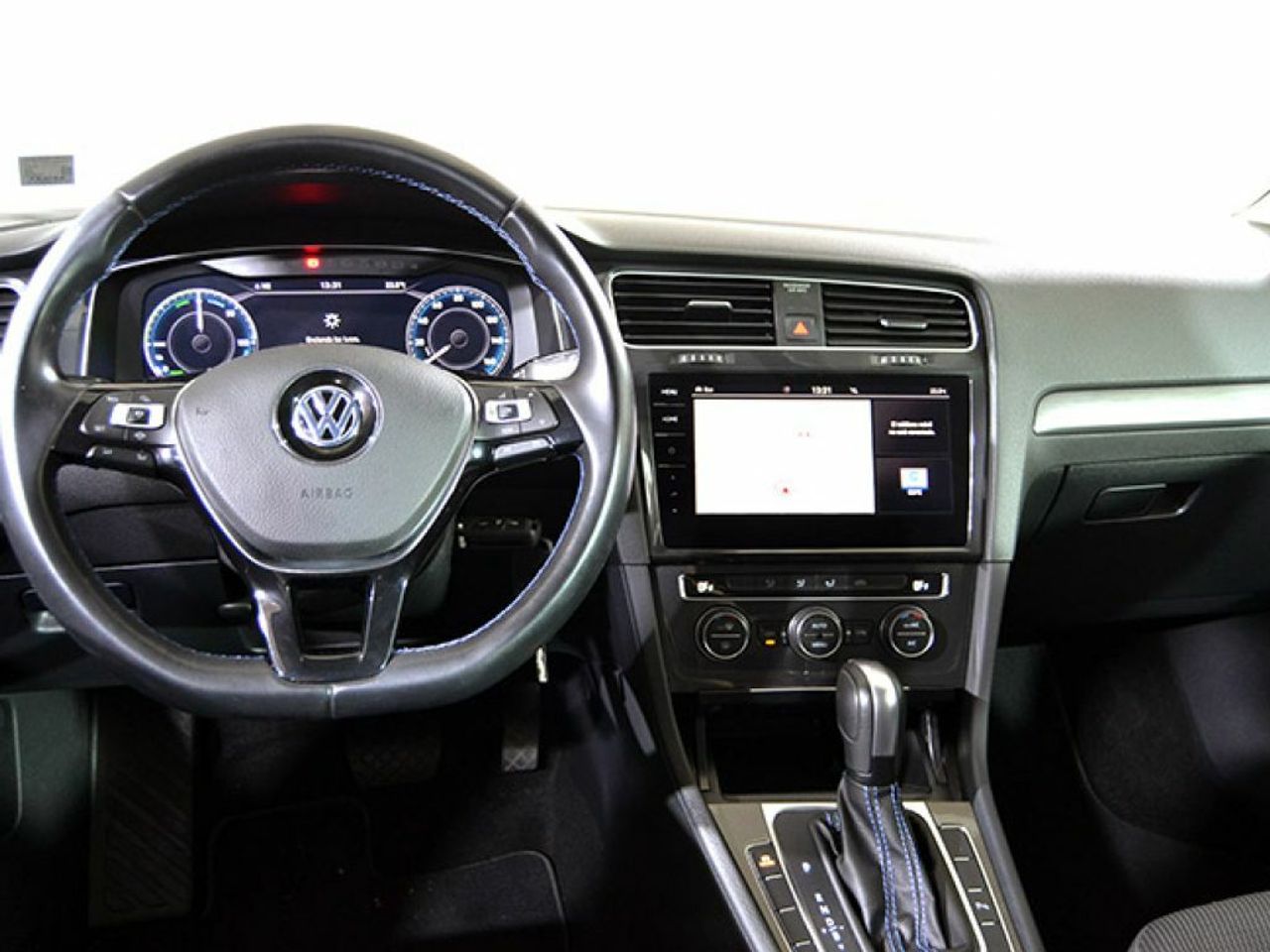 Foto Volkswagen Golf 17