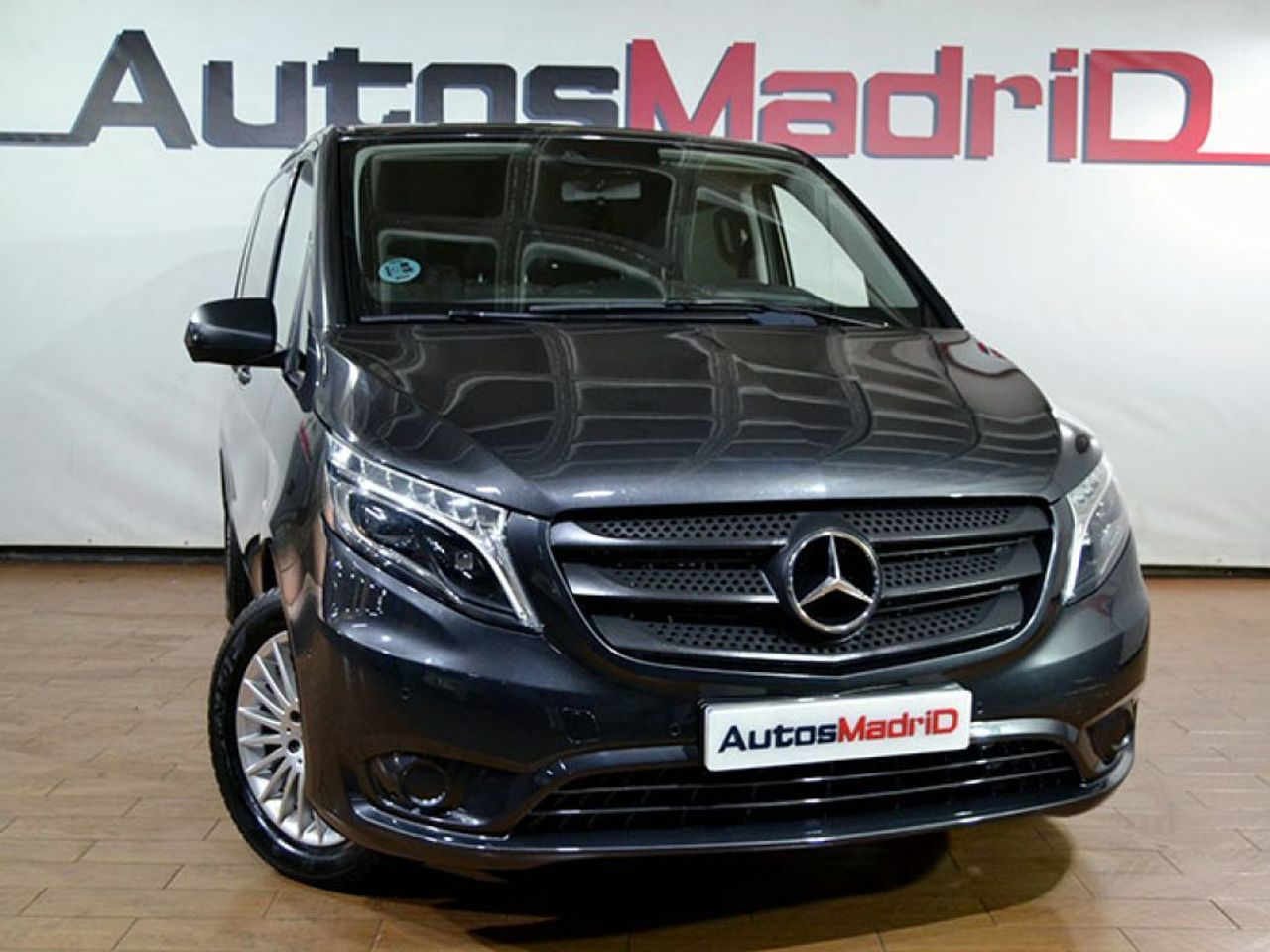 Foto Mercedes-Benz Vito 1