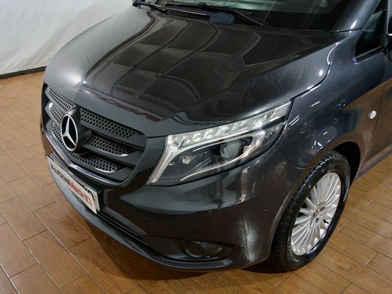 Foto Mercedes-Benz Vito 9