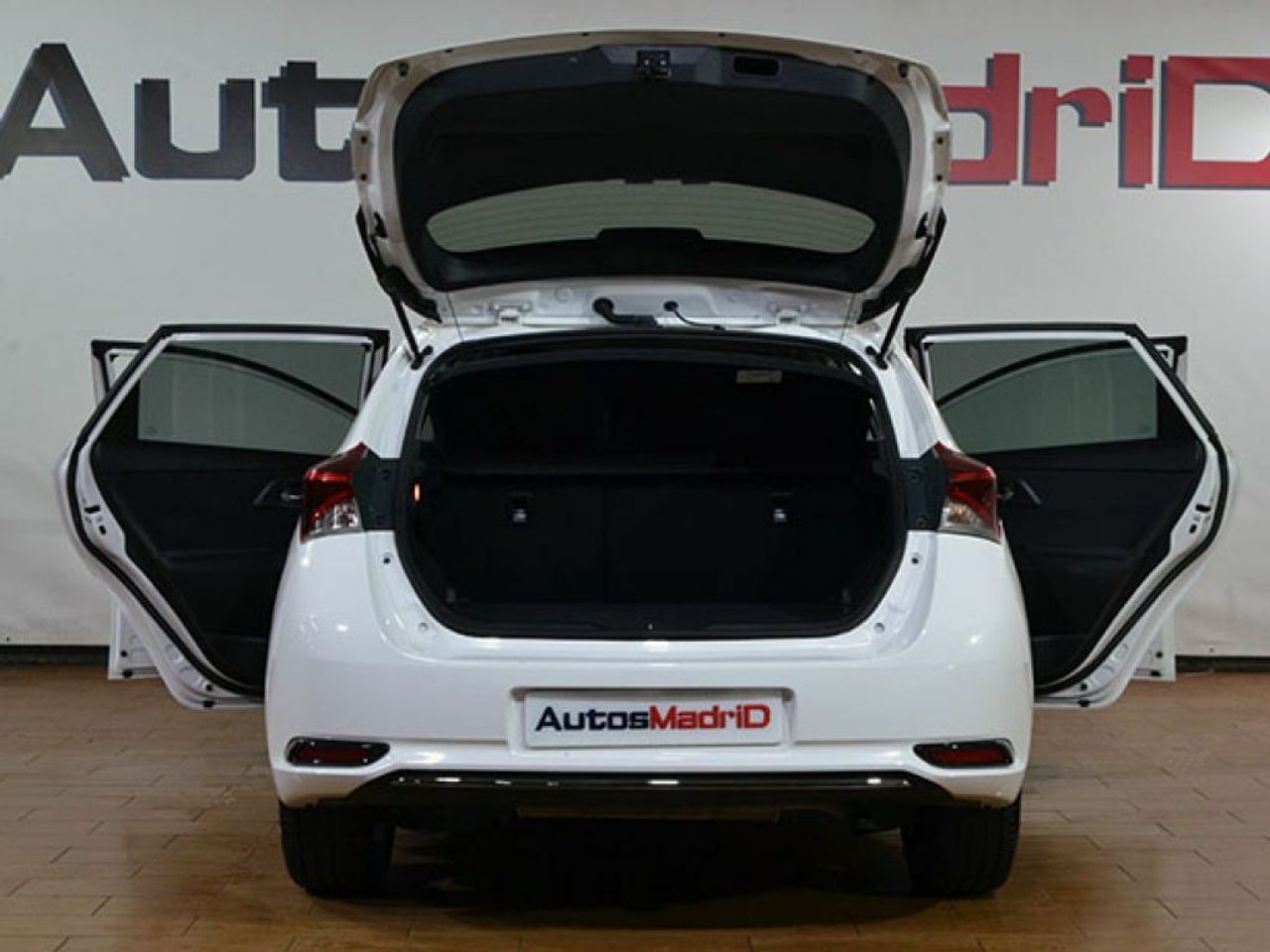 Foto Toyota Auris 6