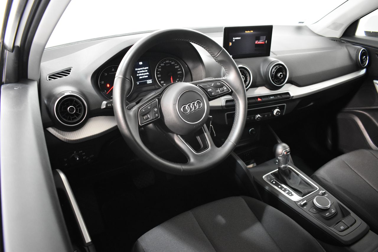 Foto Audi Q2 7