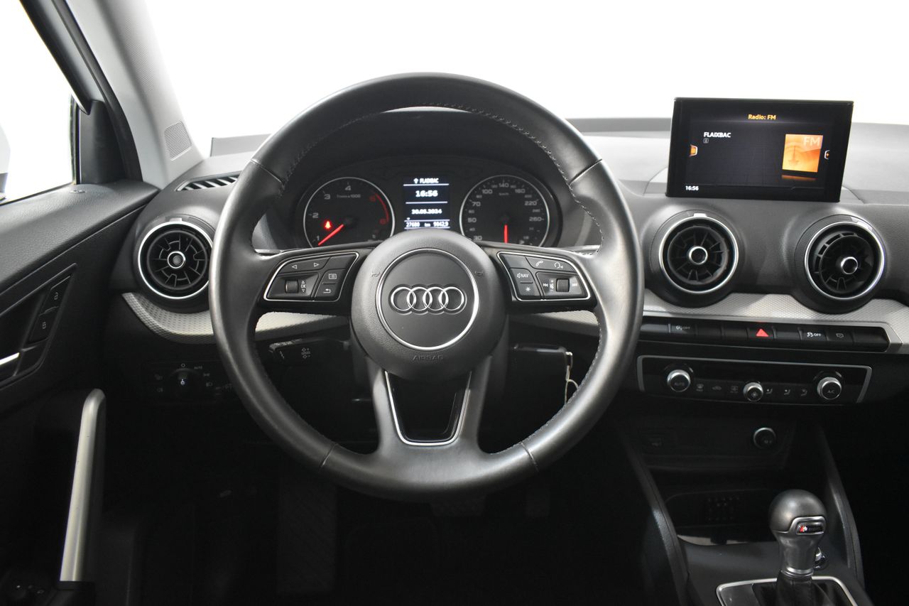 Foto Audi Q2 13