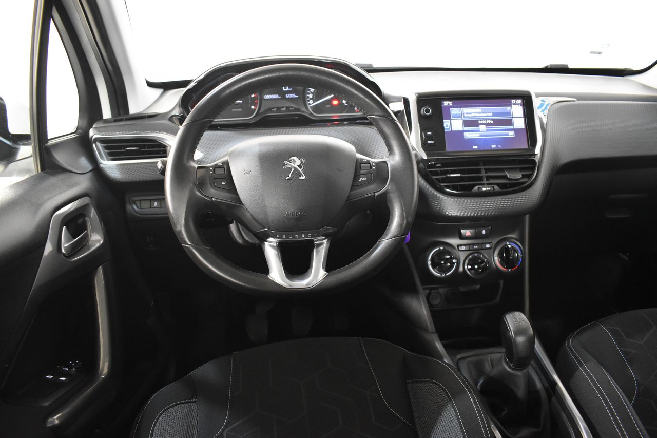 Foto Peugeot 2008 13