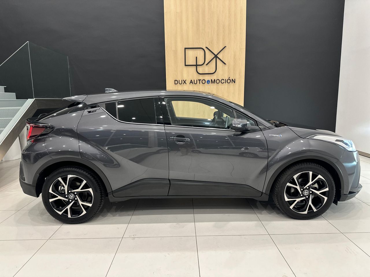 Foto Toyota C-HR 6