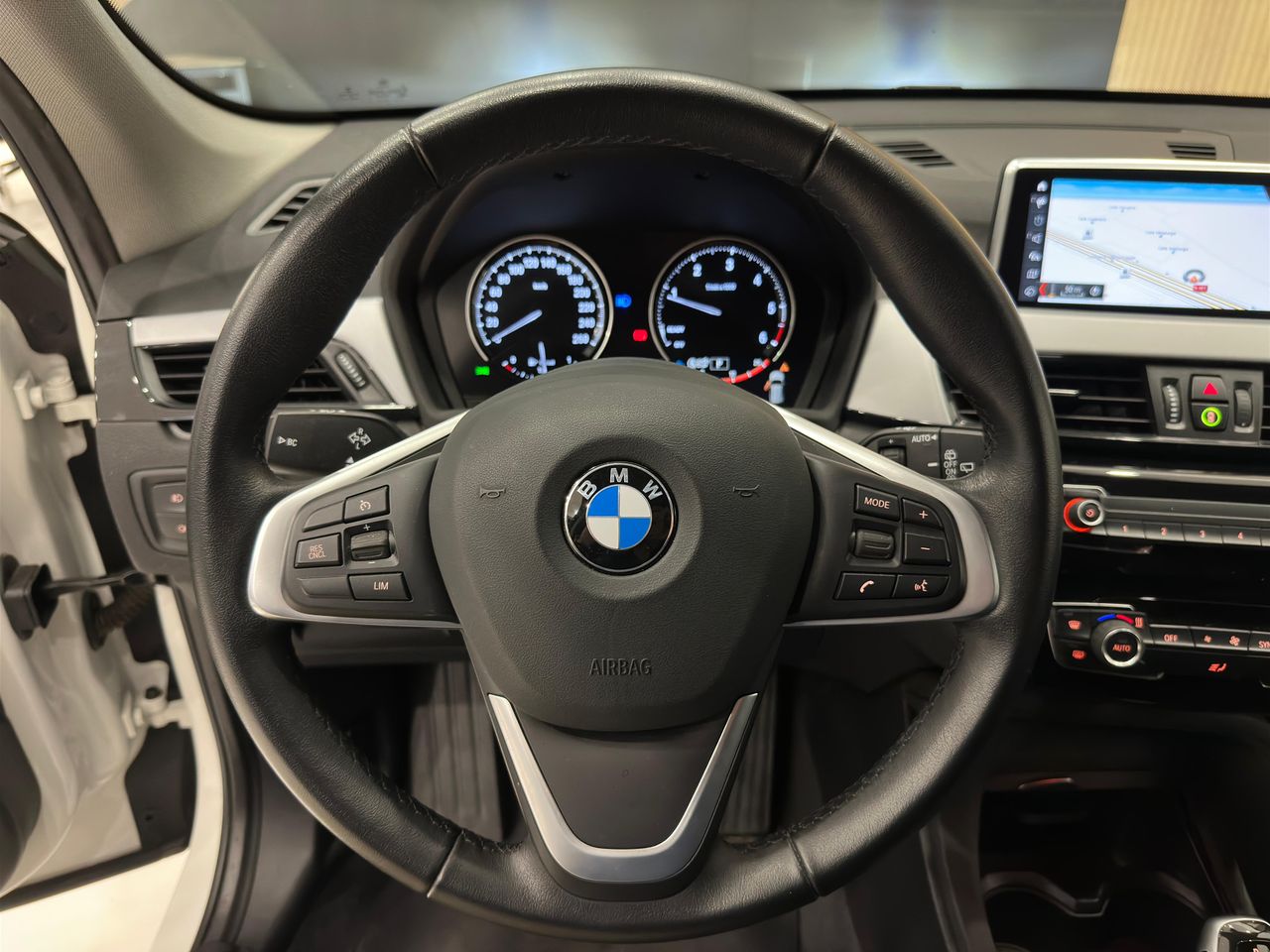 Foto BMW X1 12