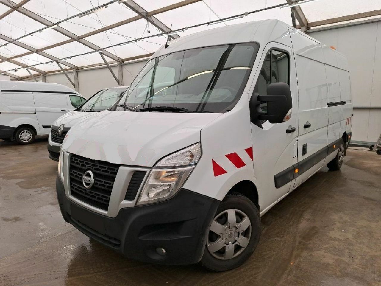 Foto Nissan NV400 2