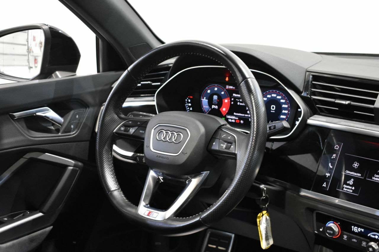 Foto Audi Q3 12