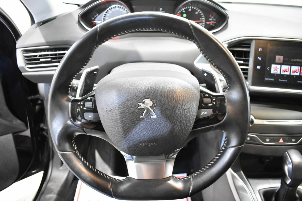 Foto Peugeot 308 15