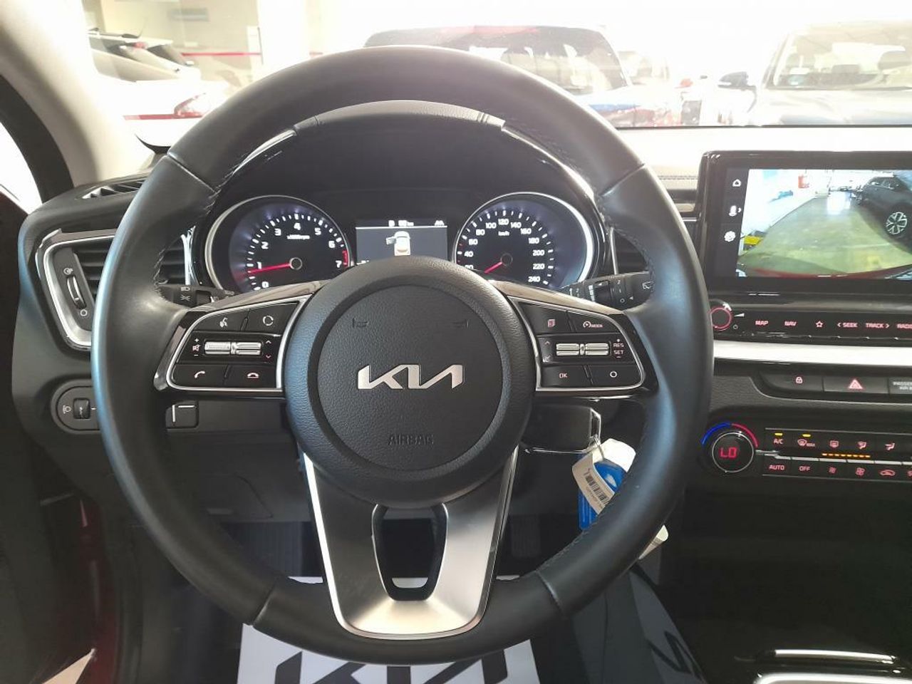 Foto Kia XCeed 14