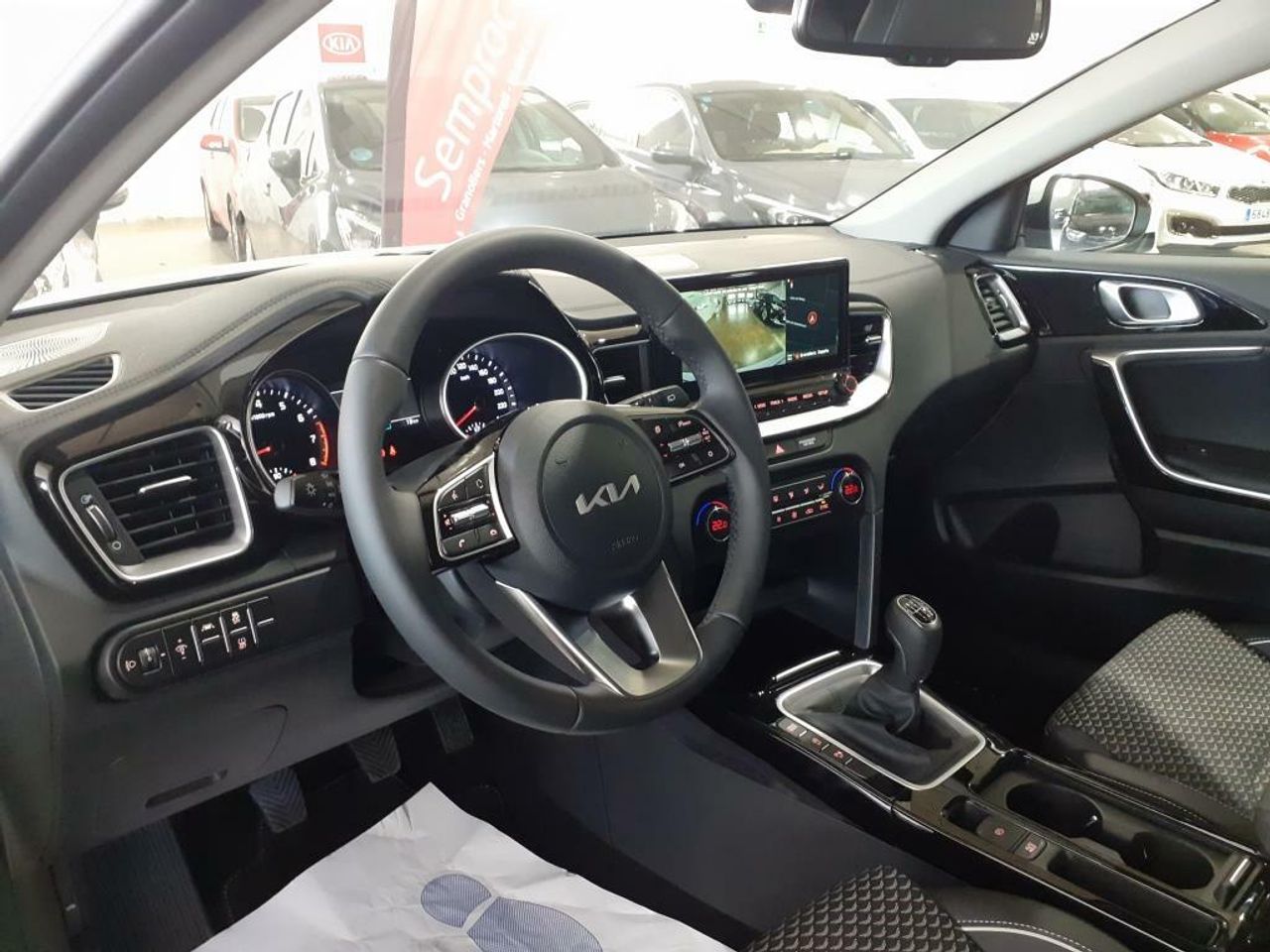 Foto Kia XCeed 23