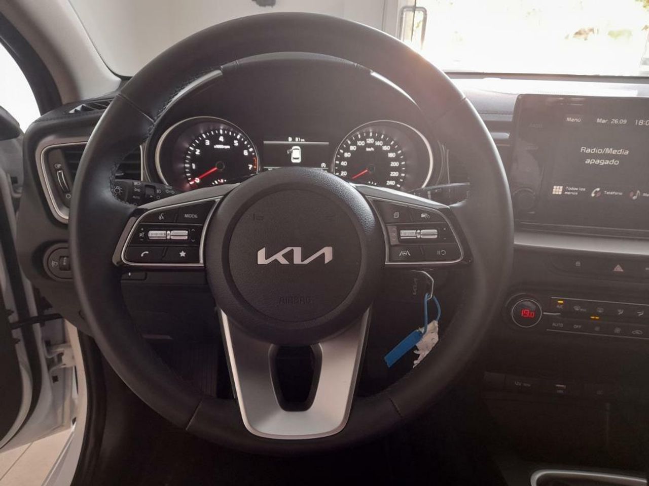 Foto Kia Ceed 14