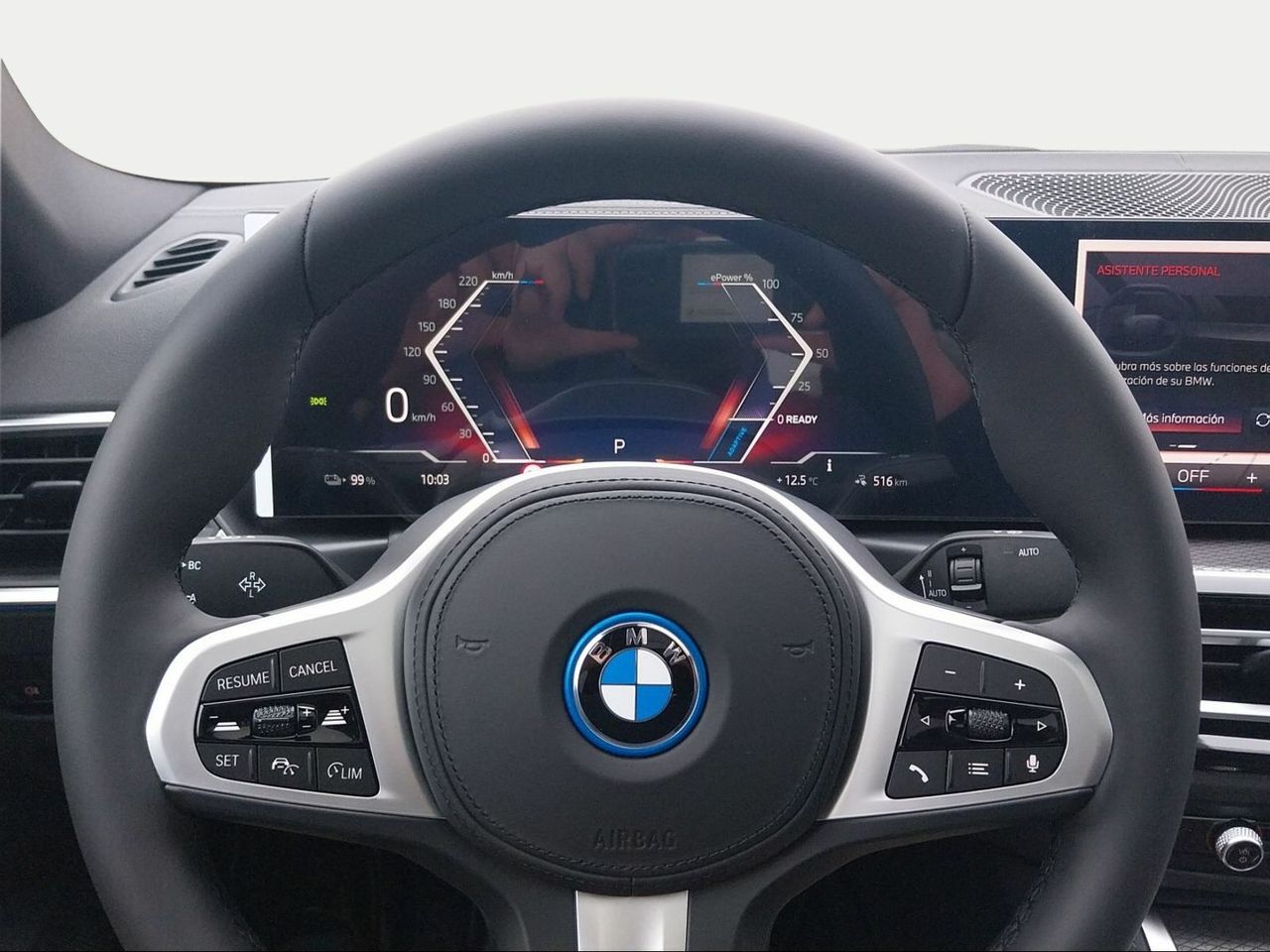 Foto BMW i4 12