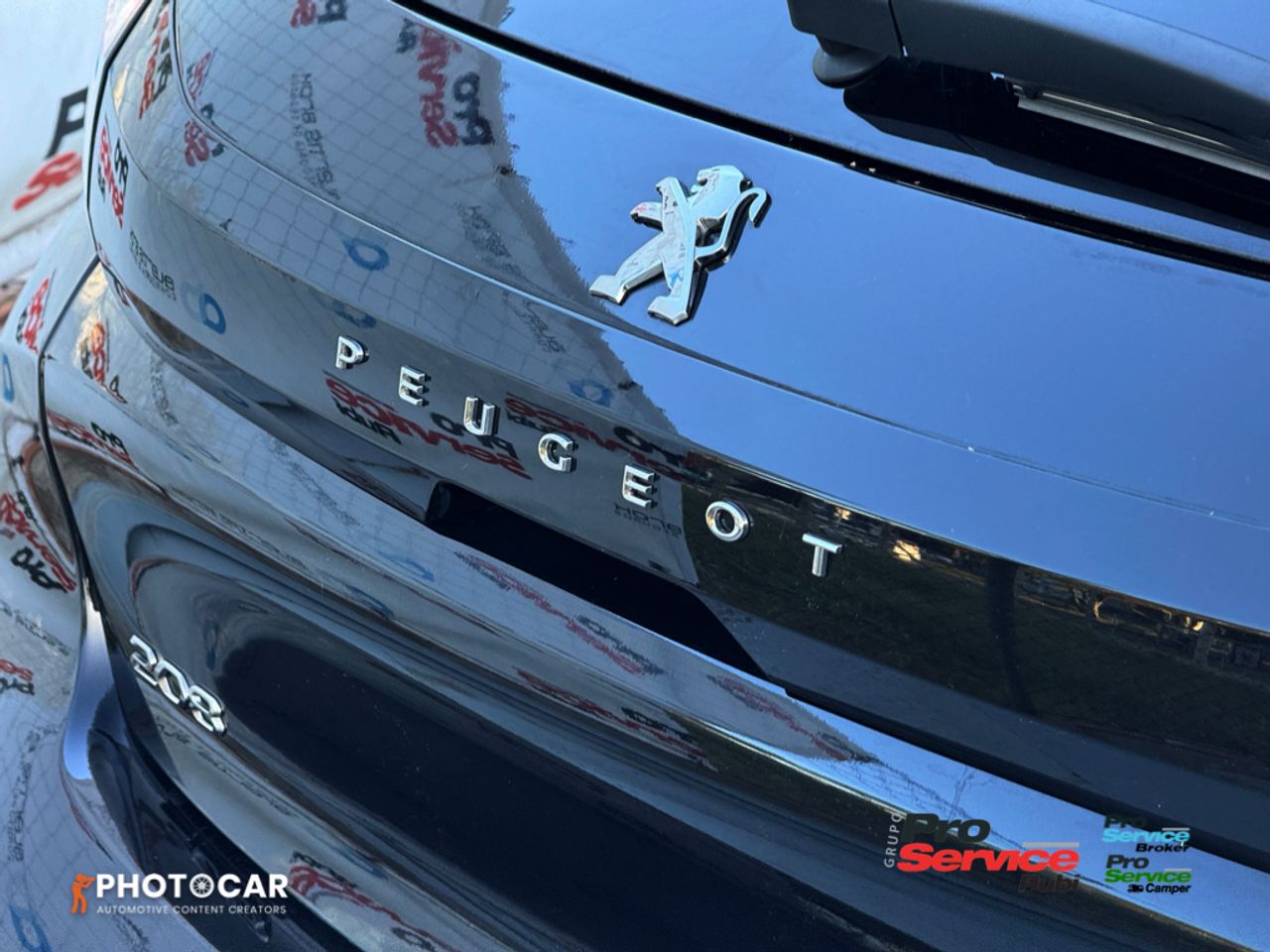 Foto Peugeot 208 10