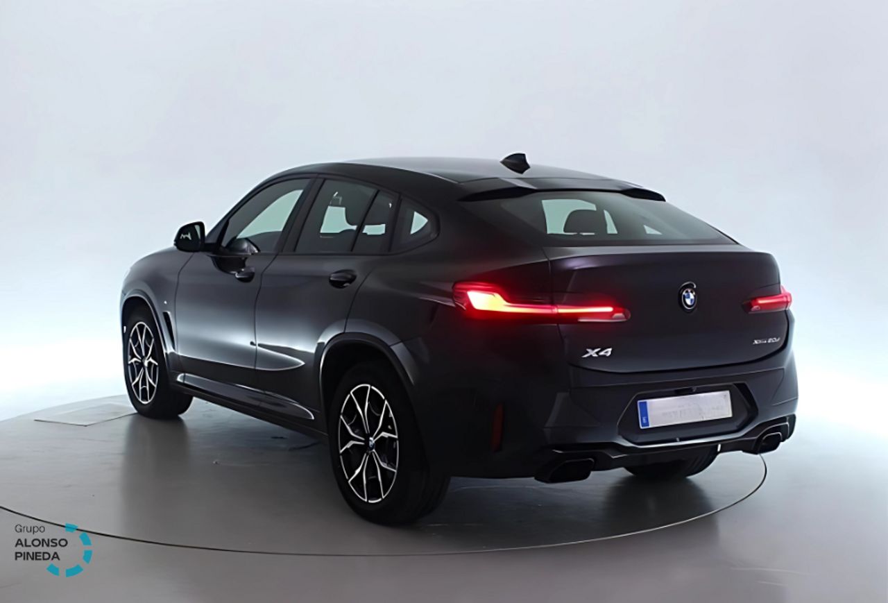 Foto BMW X4 4