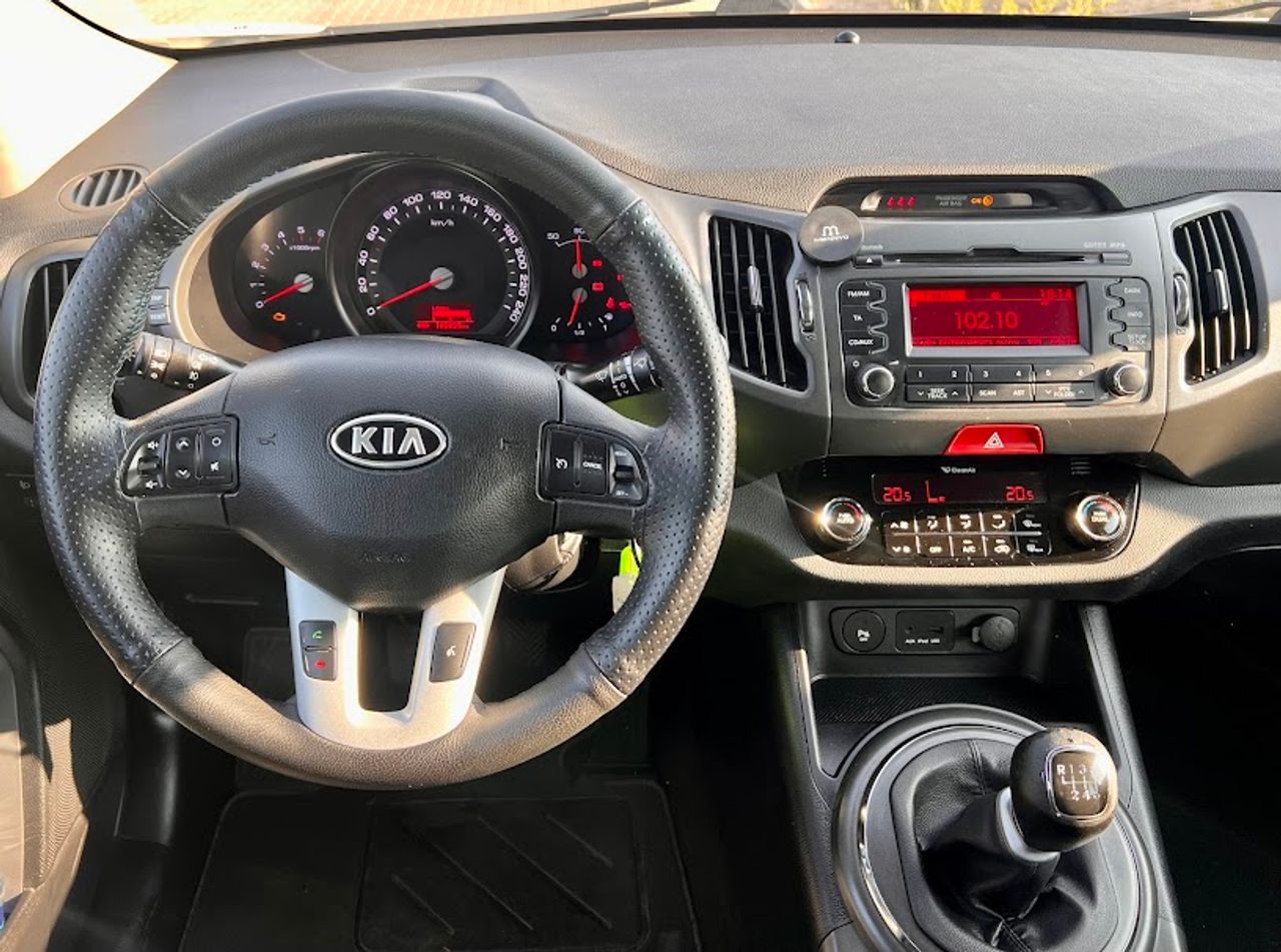 Foto Kia Sportage 15